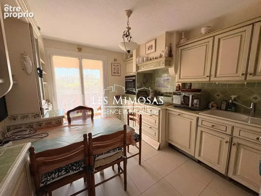FREJUS-PLAGE, Appartement 3 pièces de 76m² avec terrasse - photo 3