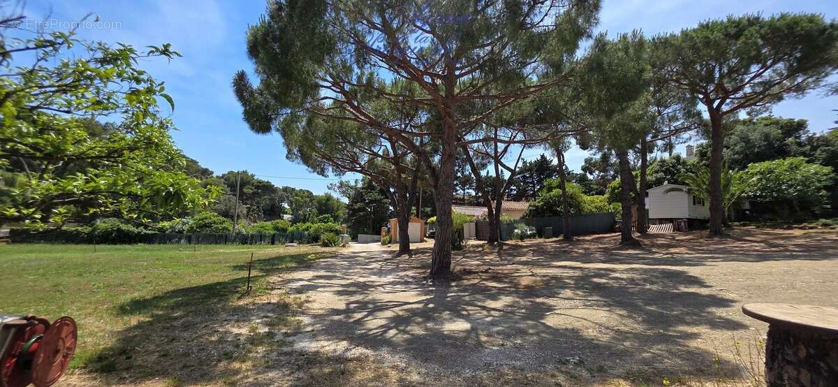 Maison à HYERES