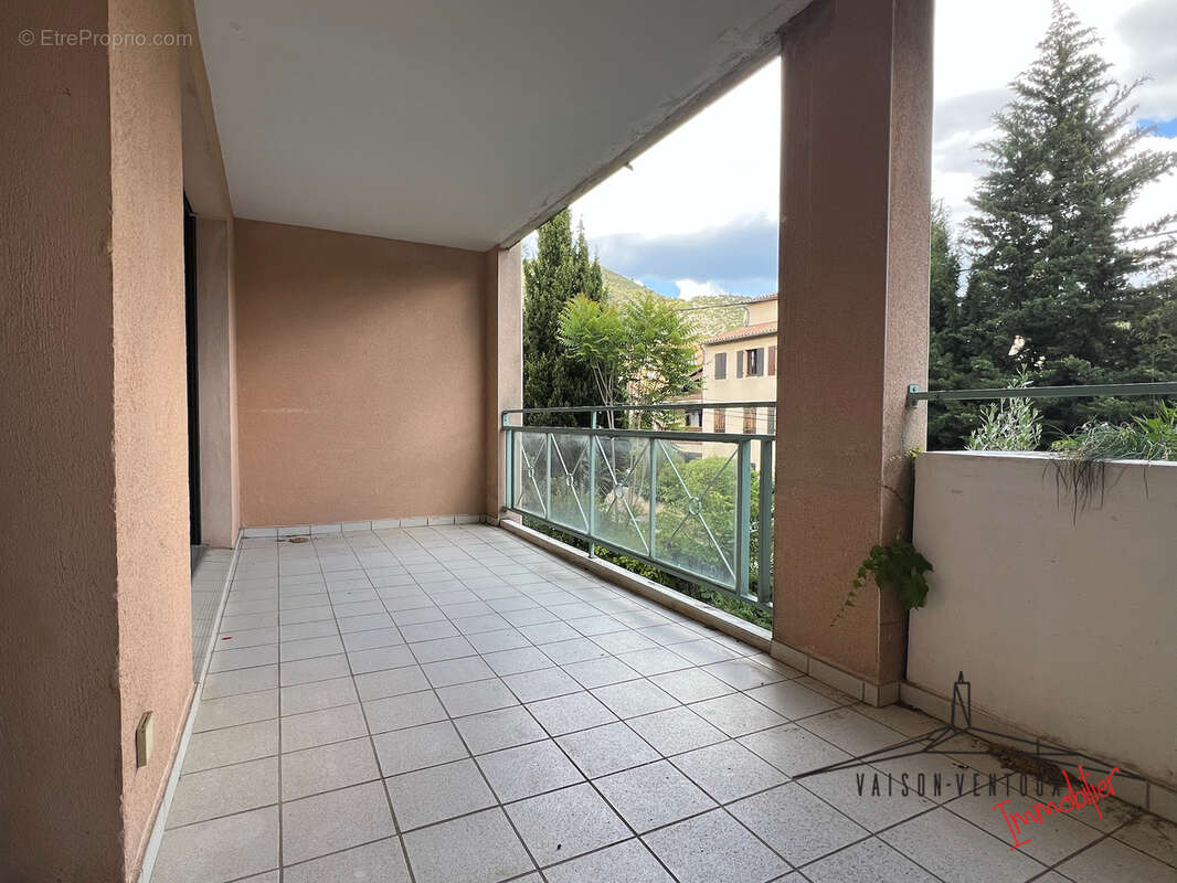 Appartement à NYONS