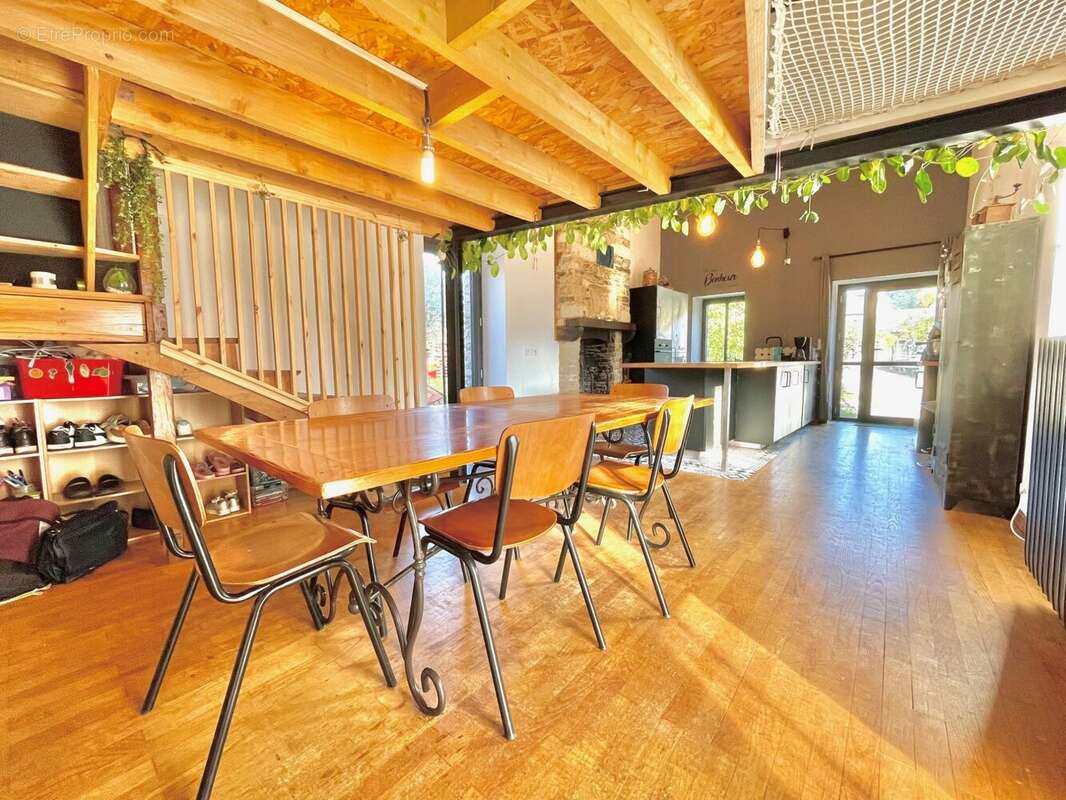 Maison à SAINT-SENOUX