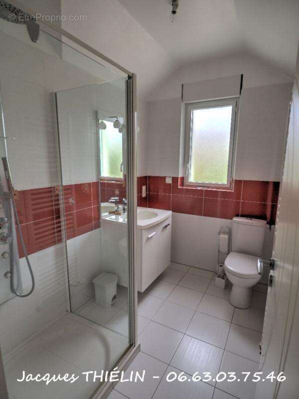 Maison à LONGUE-JUMELLES