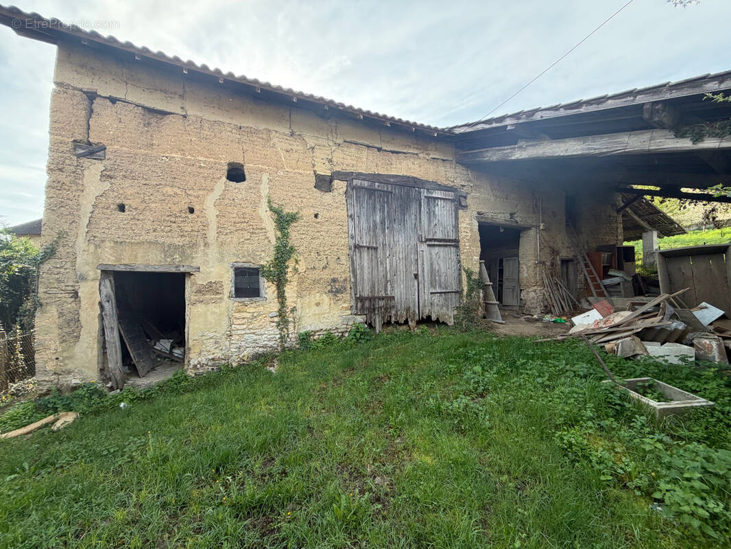 Maison à SAINT-CHEF