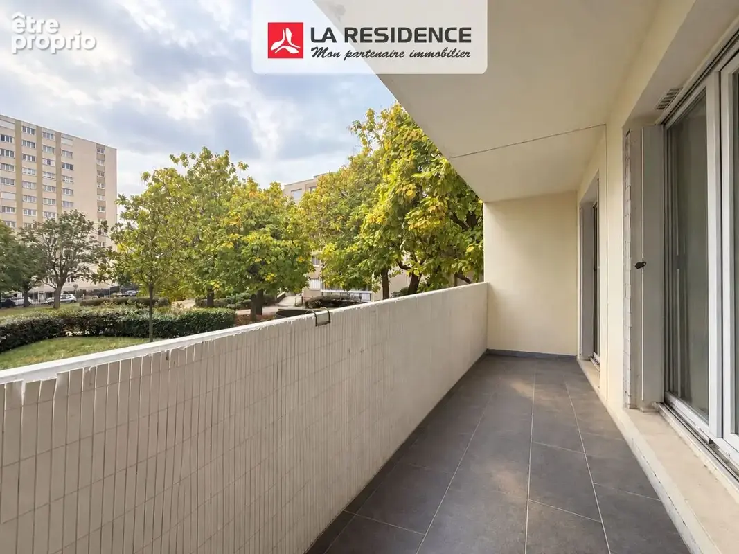 Appartement 4 pièces 86 m² à vendre à Taverny (95150) - photo 3