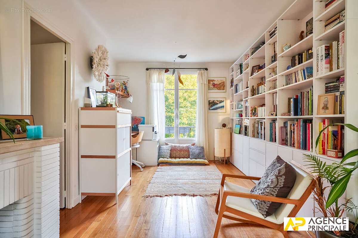 Appartement à MAISONS-LAFFITTE