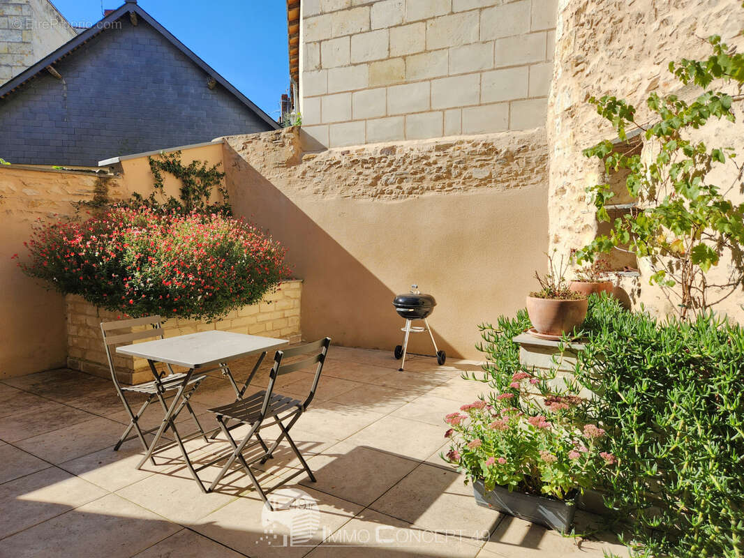 Maison à BRISSAC-QUINCE