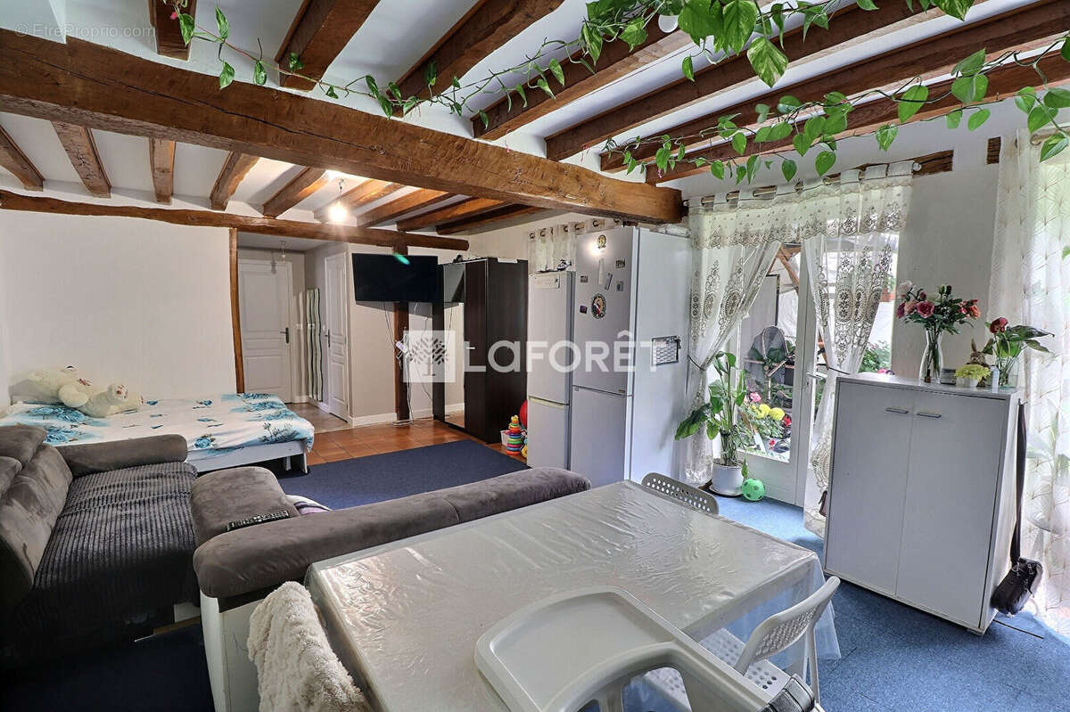 Appartement à VAYRES-SUR-ESSONNE