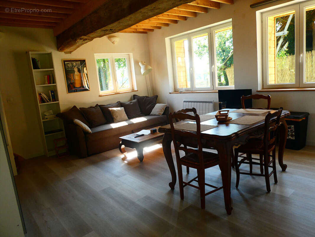 Maison à PONT-L'EVEQUE