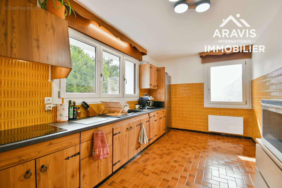 Appartement à SERRAVAL