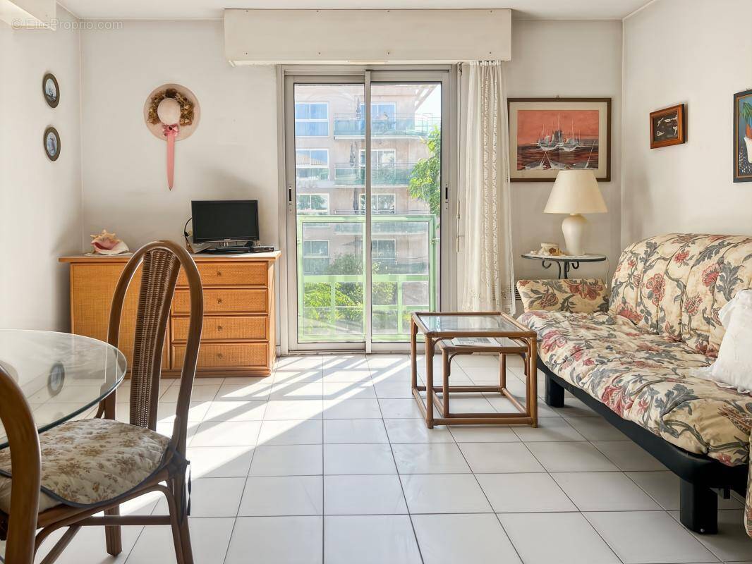 Appartement à FREJUS