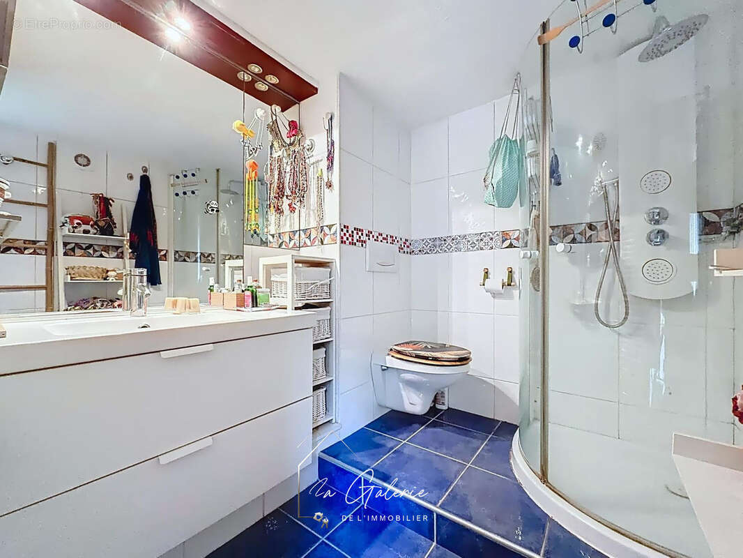 Appartement à FONTAINE