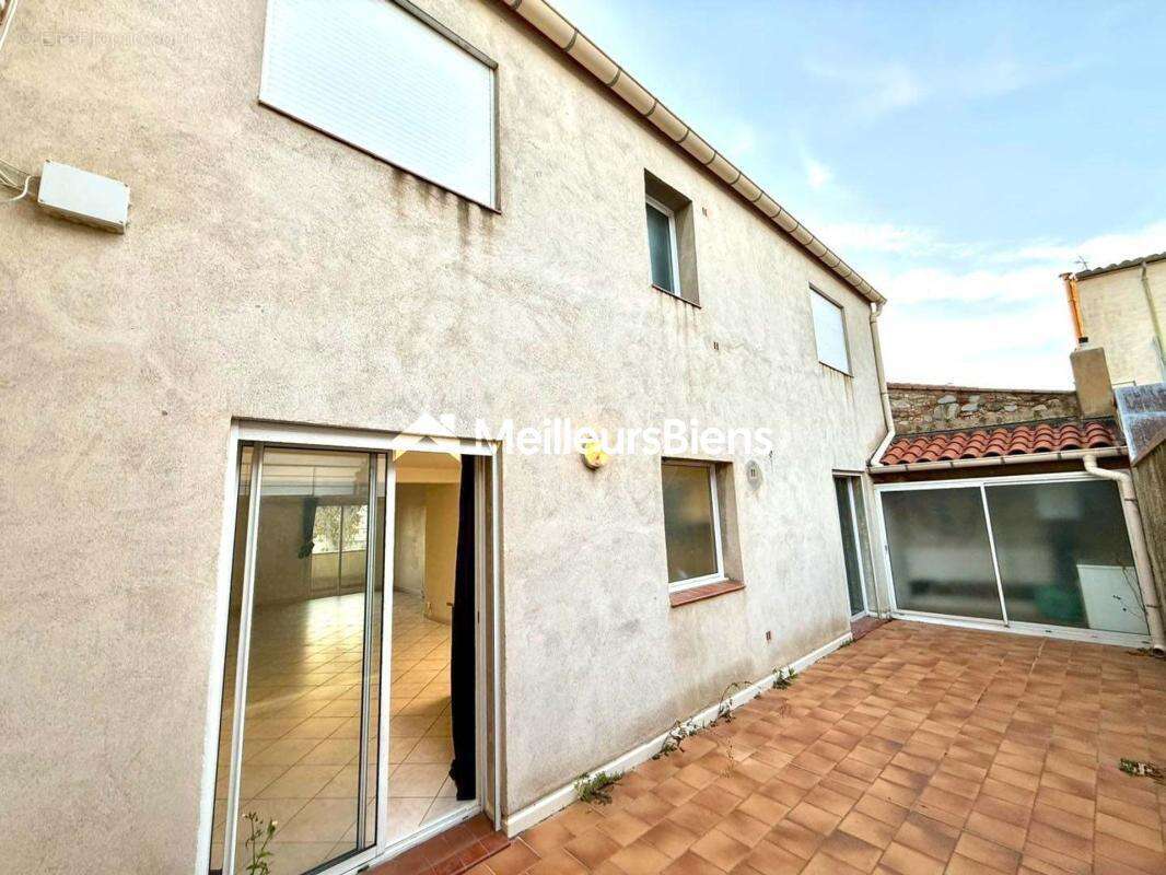 Maison de village T4 135m² + 132m² de garage à Rivesaltes - photo 6