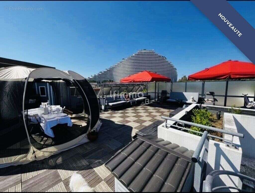 Appartement à VILLENEUVE-LOUBET