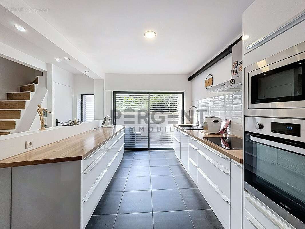 Maison à NOUZONVILLE