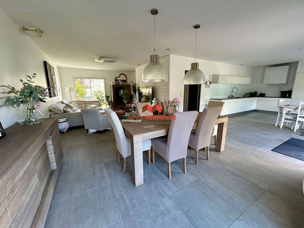 Maison à CARRIERES-SOUS-POISSY