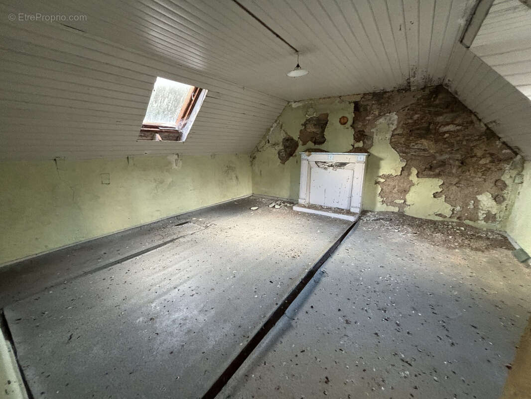 Maison 88 m² à Morlaix  - photo 4