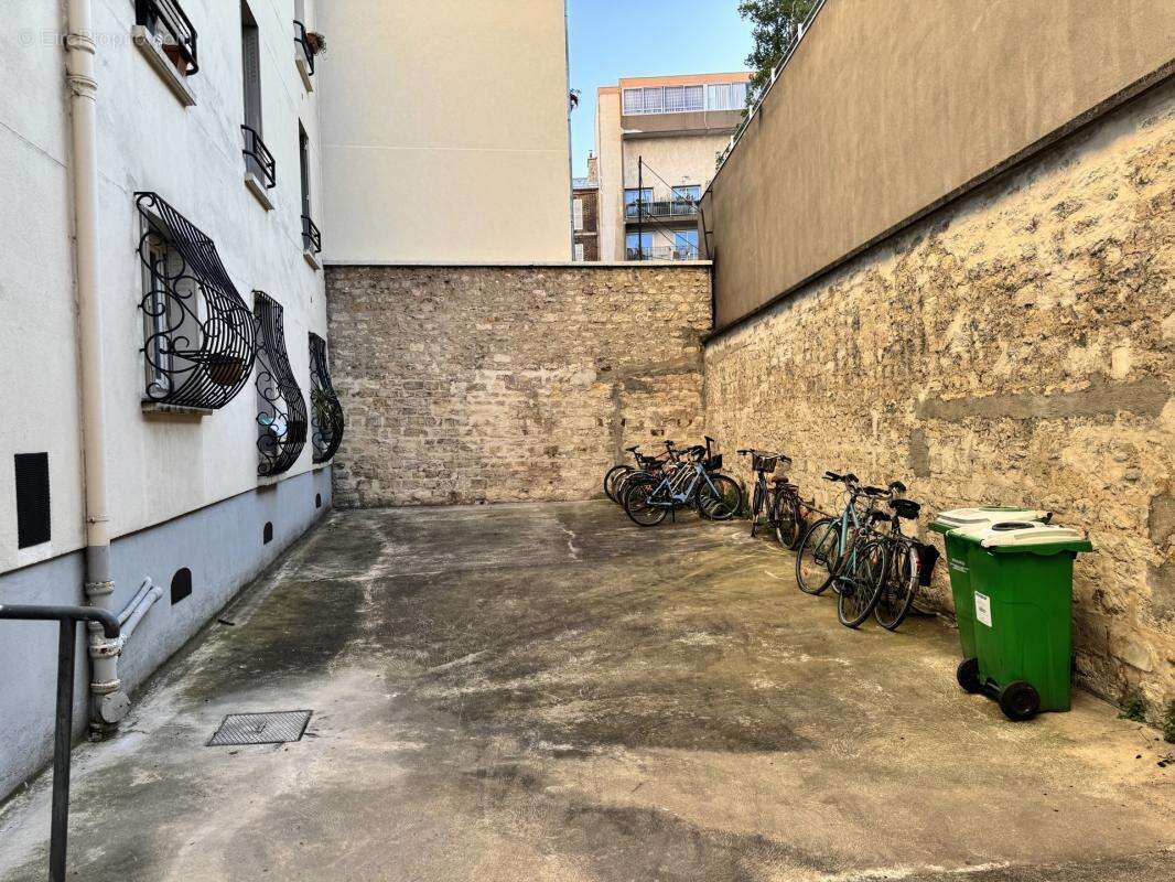 PARIS 12 Michel Bizot  Dernier étage avec ascenseur ? 2 pièces lumineux ? Cave ? Idéal premier achat ou investissement - photo 14