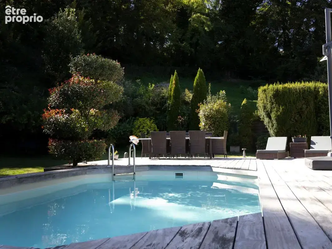 Photo Maison à Alby-Sur-Cheran au prix de 689 000€
