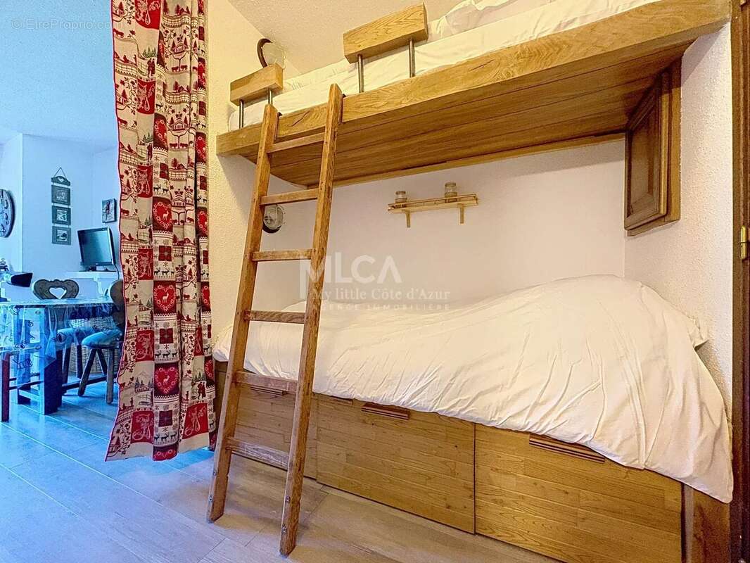 Appartement à SAINT-ETIENNE-DE-TINEE