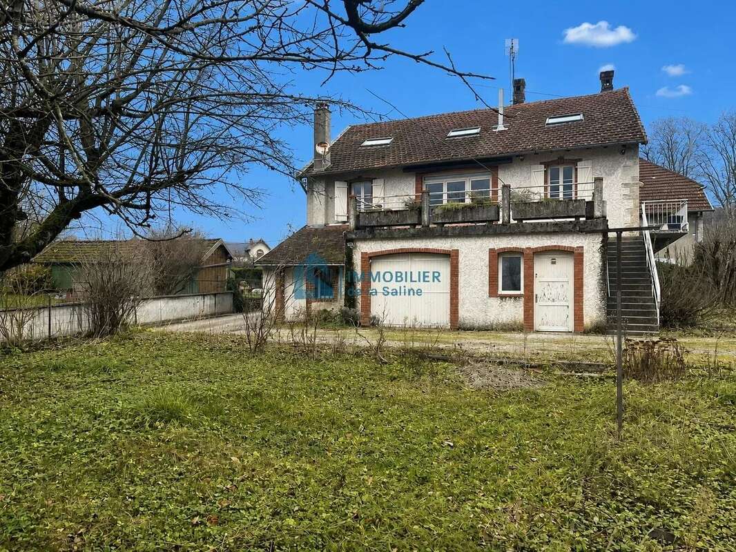 Maison à MOUCHARD