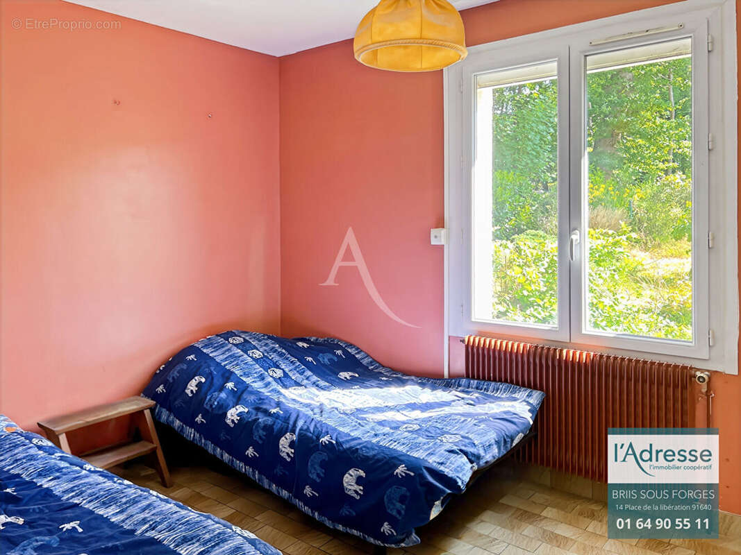 Maison à BRIIS-SOUS-FORGES