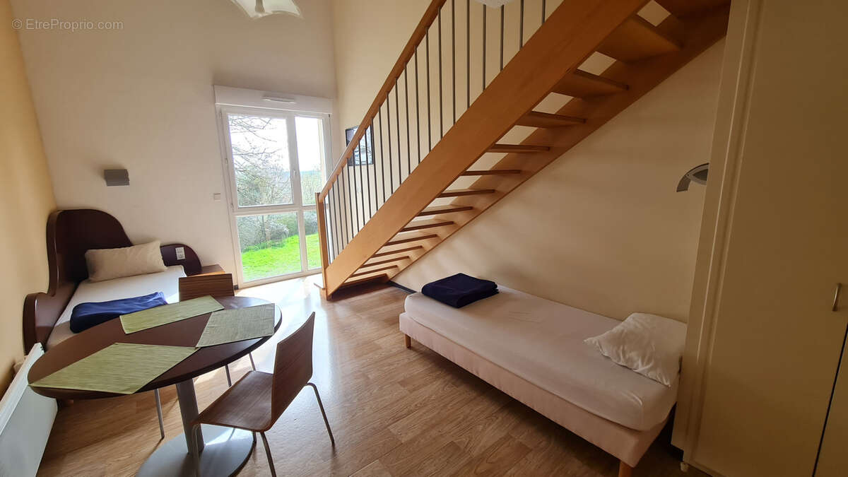 Appartement à NAUCELLE