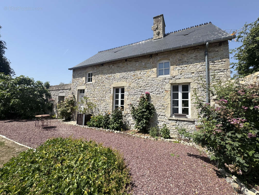 Maison à SAINTE-MERE-EGLISE