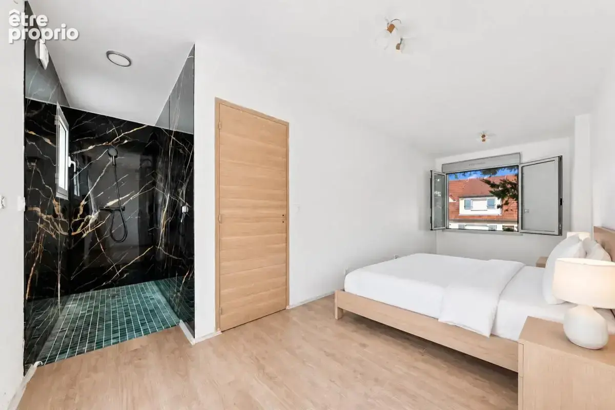 Maison de 7 pièces de 150 m² à Villejuif - photo 12