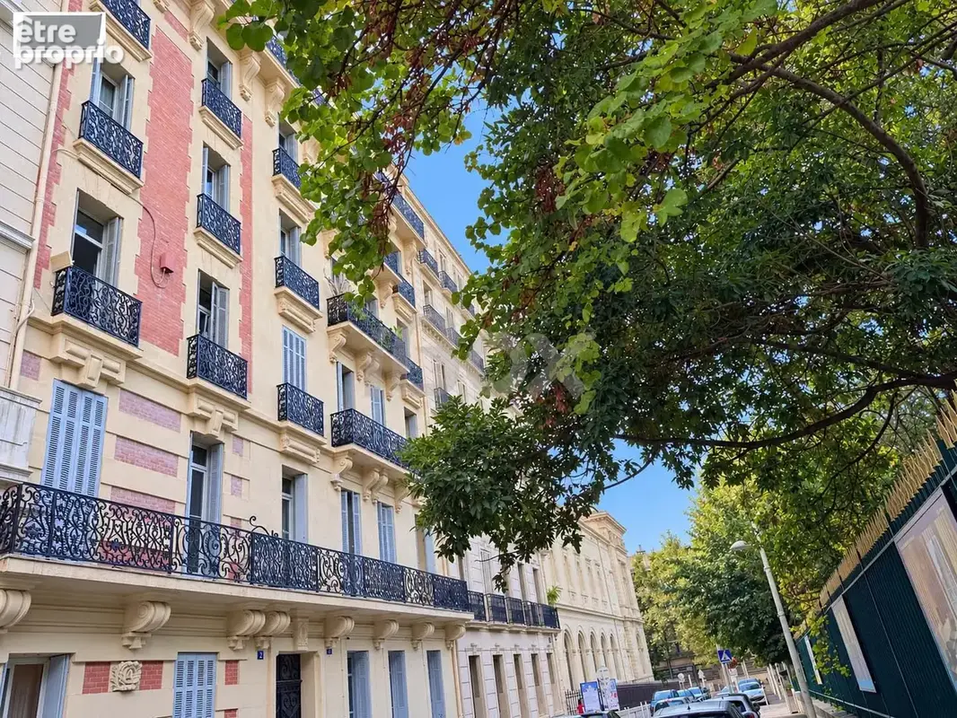 Toulon Haute Ville Appartement T3 qui surplombe le parc Alexandre 1er - photo 4