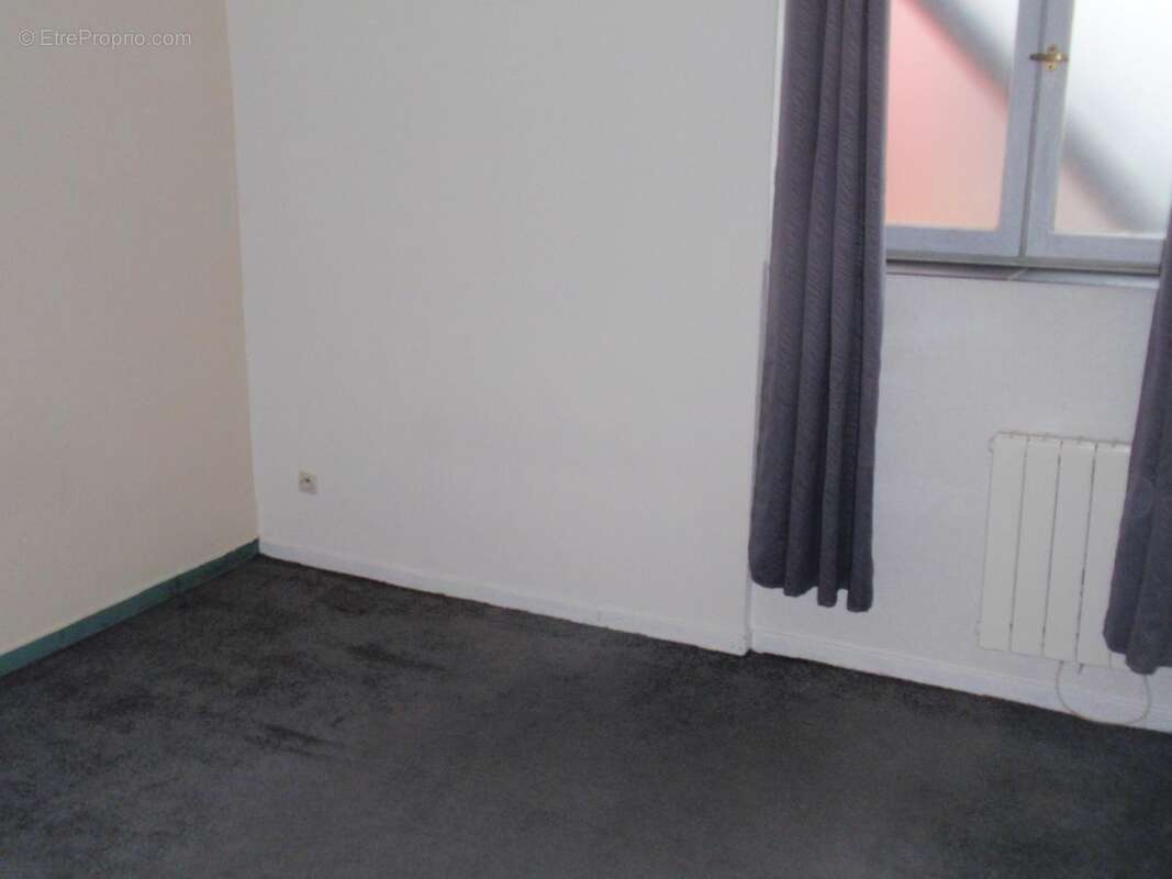 257 m² à Carvin  - photo 6
