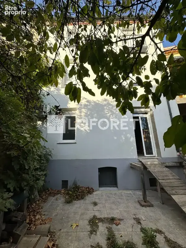 EXCLUSIVITÉ ! Maison de ville avec jardin - photo 2