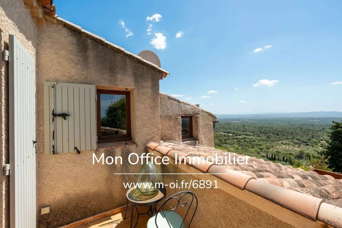 Référence : 6891-SJO - Maison provençale en pierre au coeur du village de St-Julien (83560): 4 chambres - véranda- piscine- cave - photo 21
