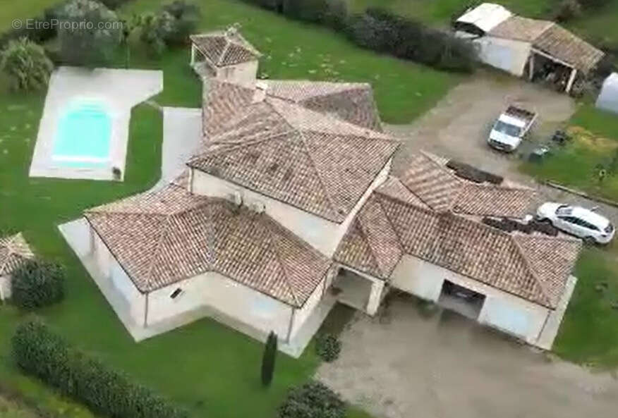 Maison à LE MAS-D'AGENAIS