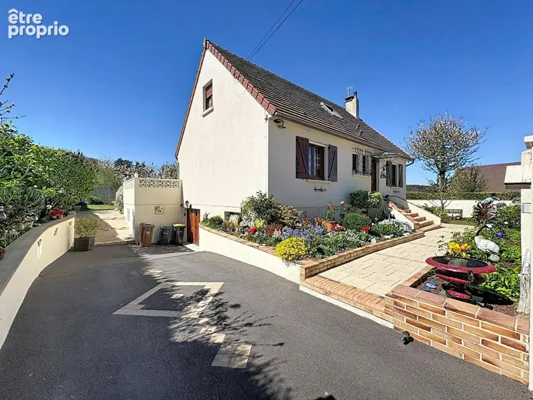 Maison à NOINTEL