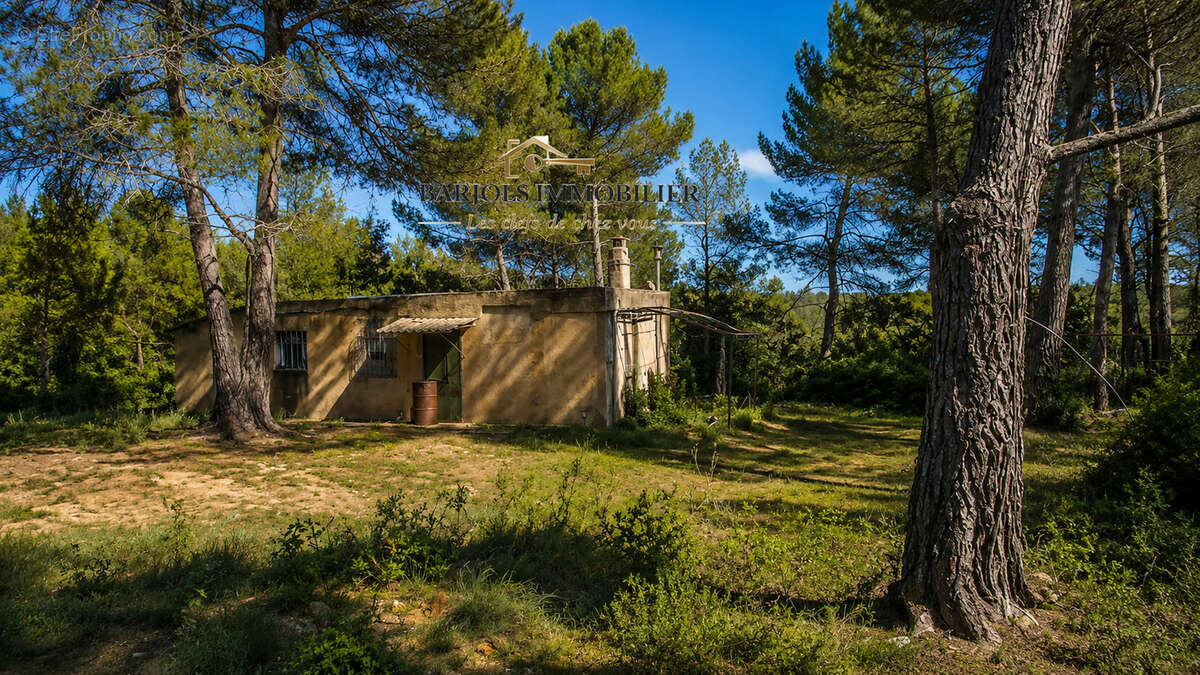 Maison à TAVERNES