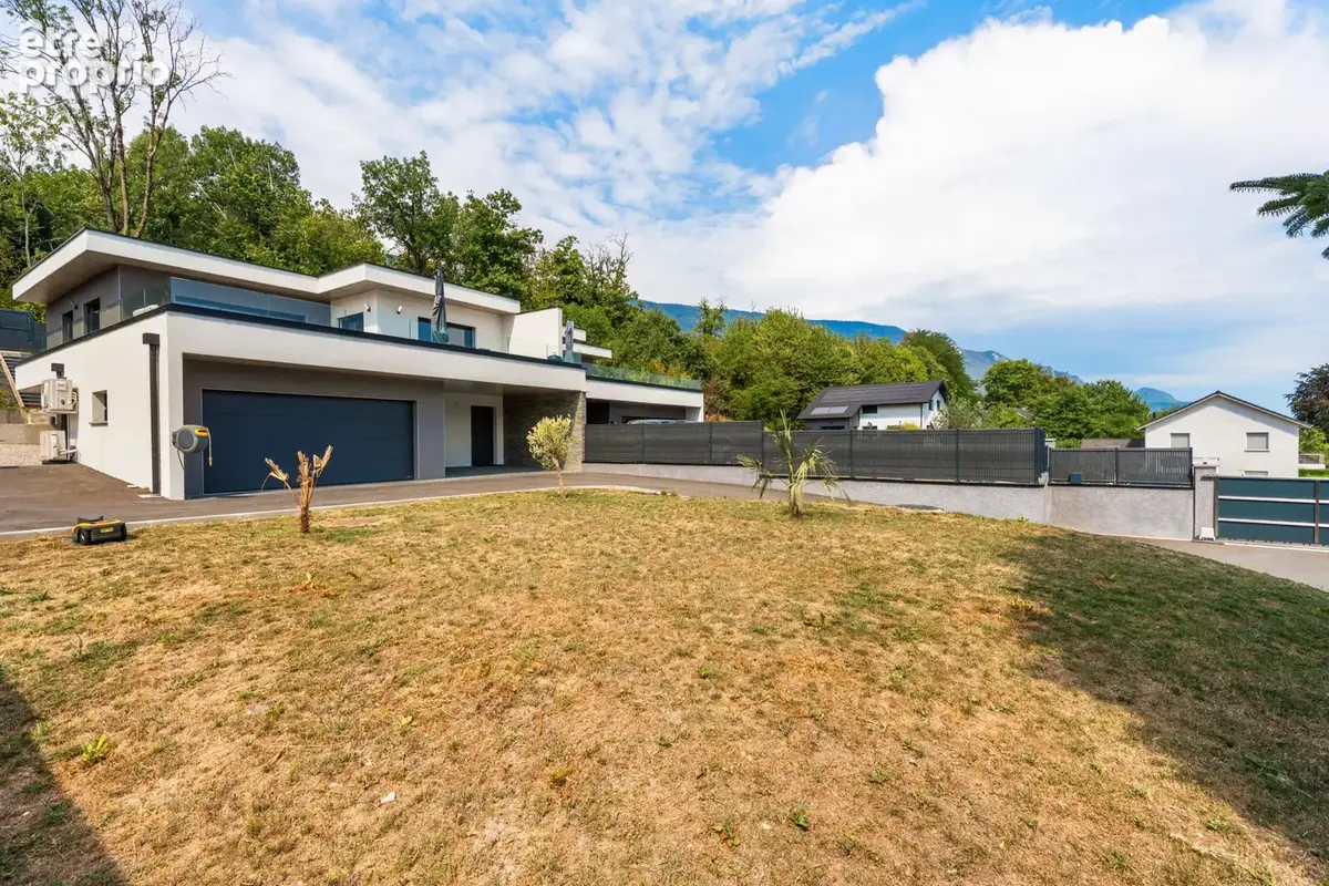 La Motte Servolex - Maison de 2025 de 160 m2 - Terrain de 627 m2 piscinable - Vue Montagne et Lac - photo 5