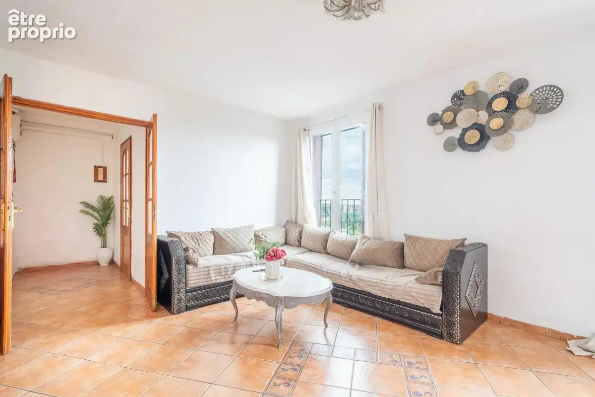 Appartement de 3 pièces de 67 m² à Épinay-sur-Seine - photo 2
