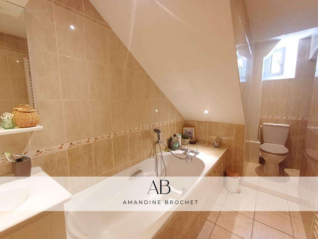 Maison à BREUILPONT