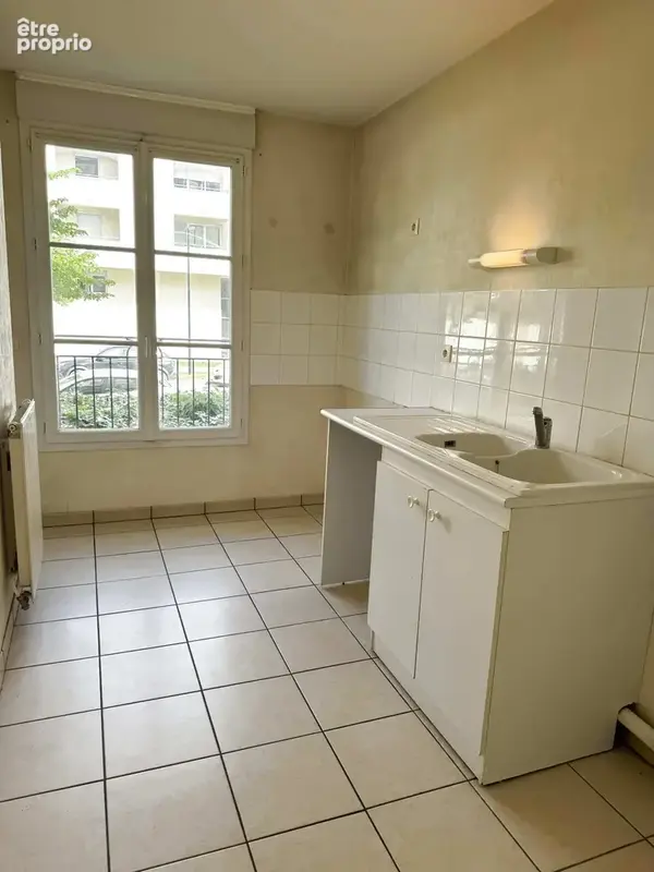 Appartement t2 chambre balcon parking tram - bordeaux chartrons ravezies - photo 5