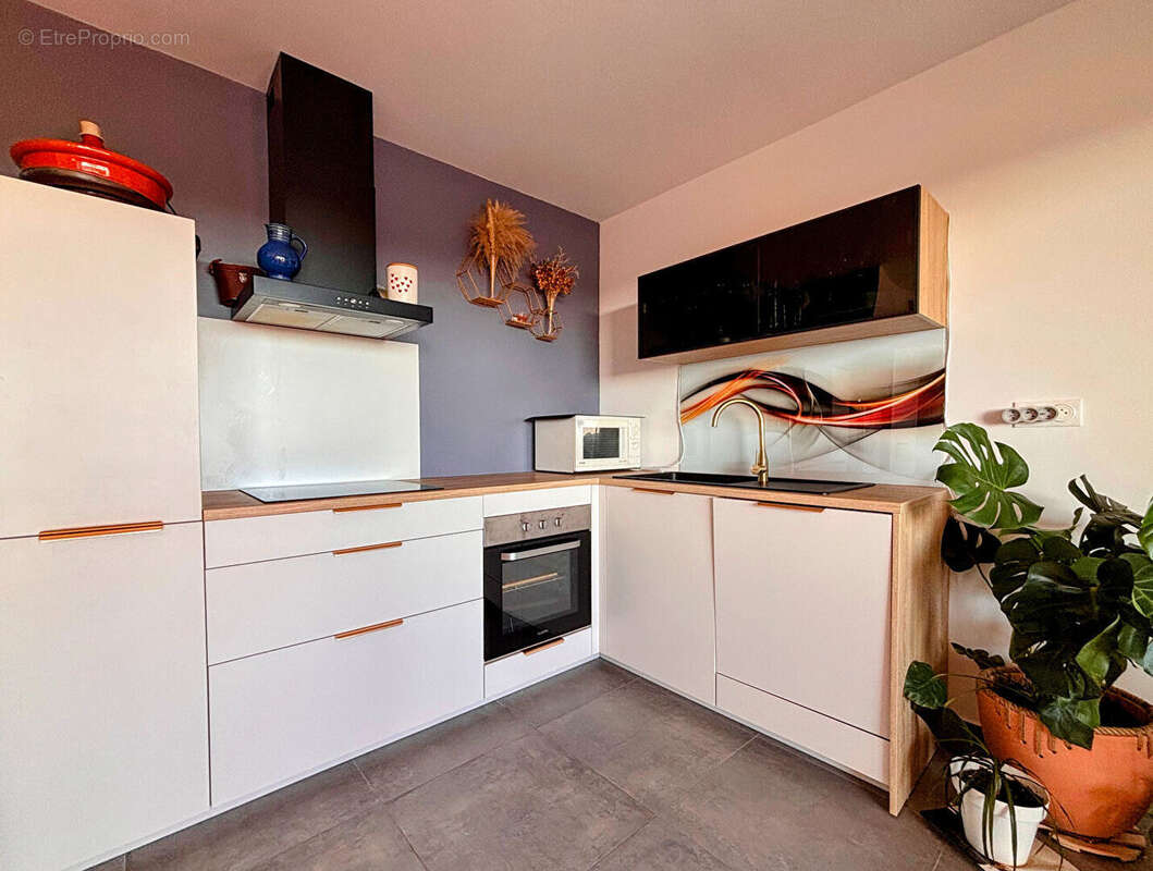Appartement à SAUSSET-LES-PINS