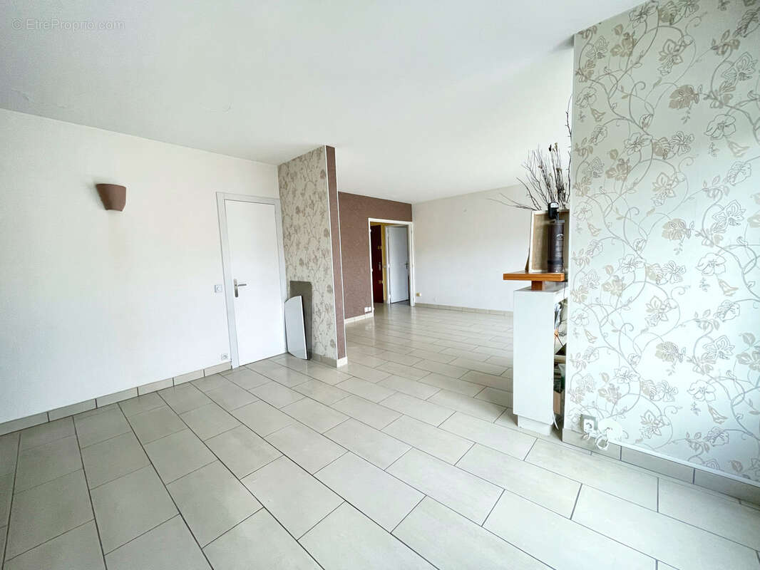 Appartement à TASSIN-LA-DEMI-LUNE