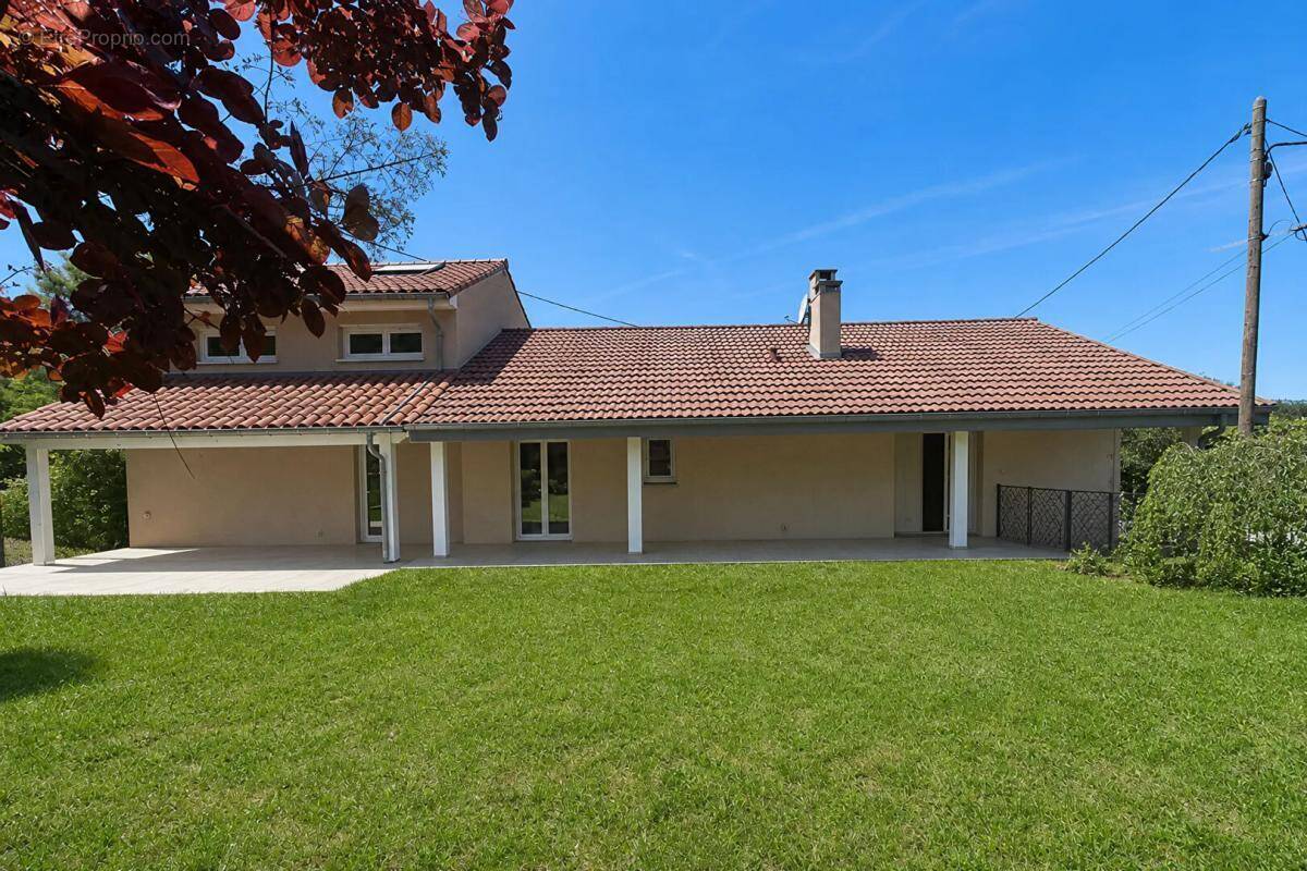 Maison à LE RIALET