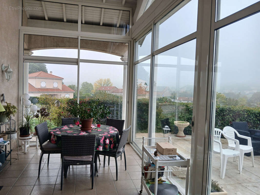 Maison à LES SALLES