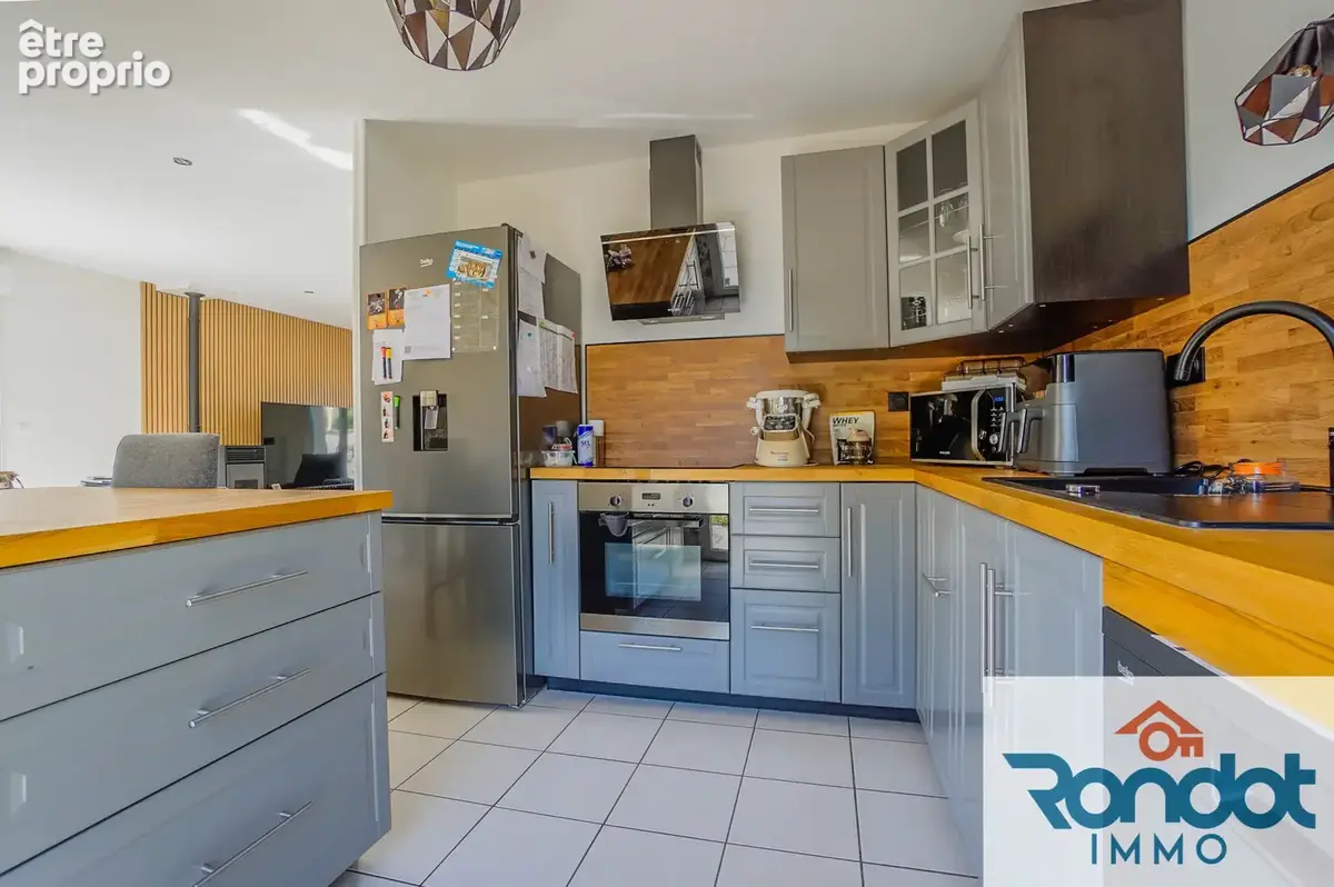 Maison 10 pièces / 7 chambres / 145 m2 / 700 m2 terrain avec piscine - photo 5