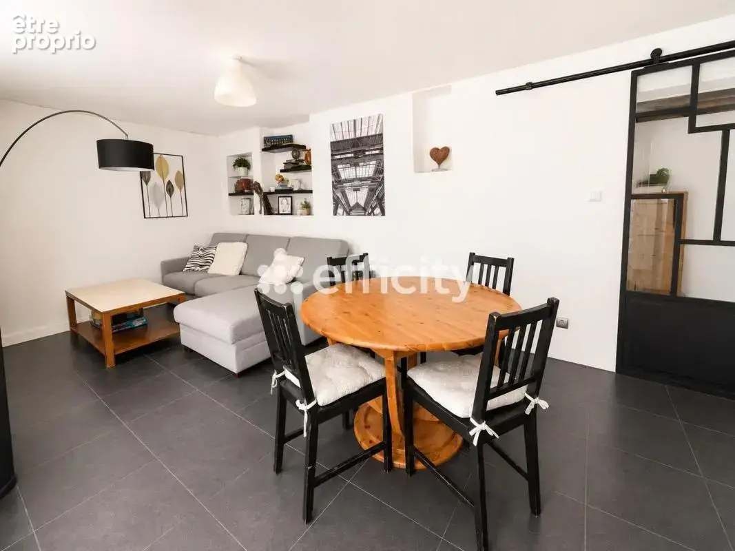 Maison 6 pièces 153 m² à vendre à Lille (59800) - photo 2