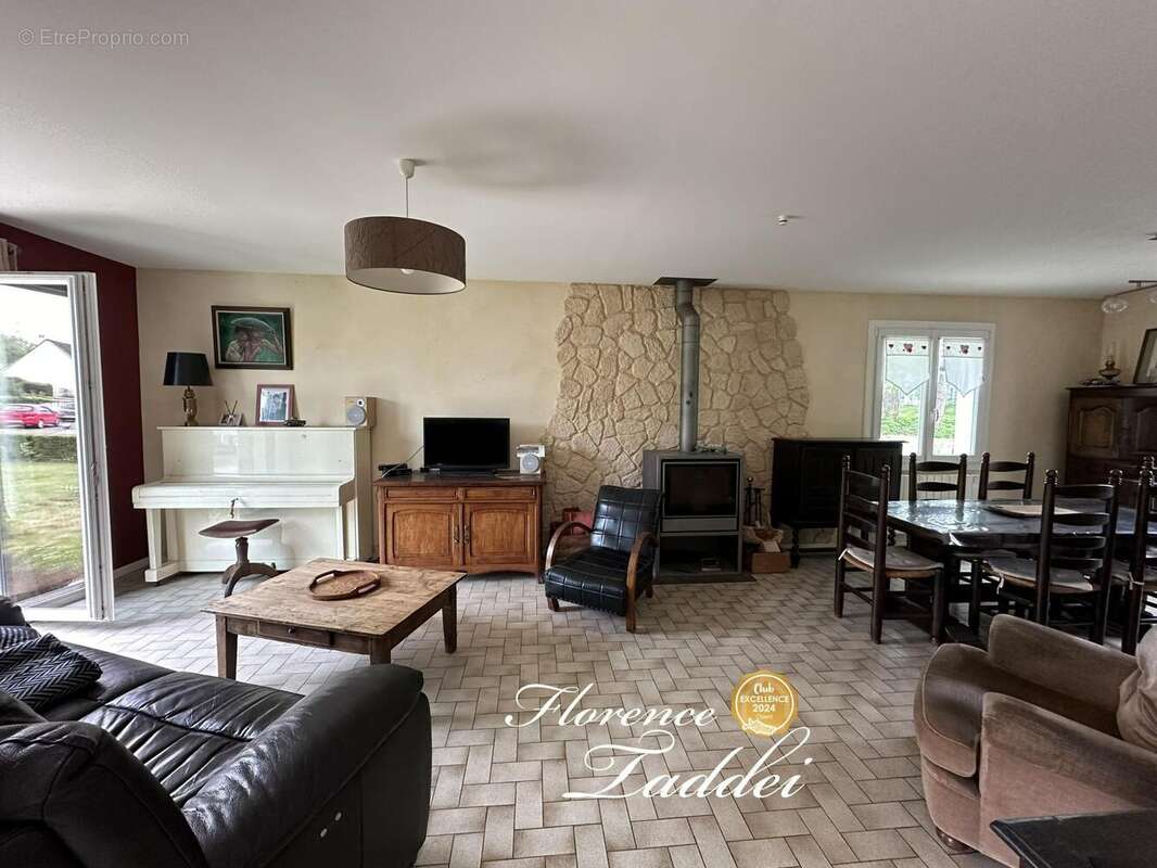 Photo 3 - Maison à LIMOURS