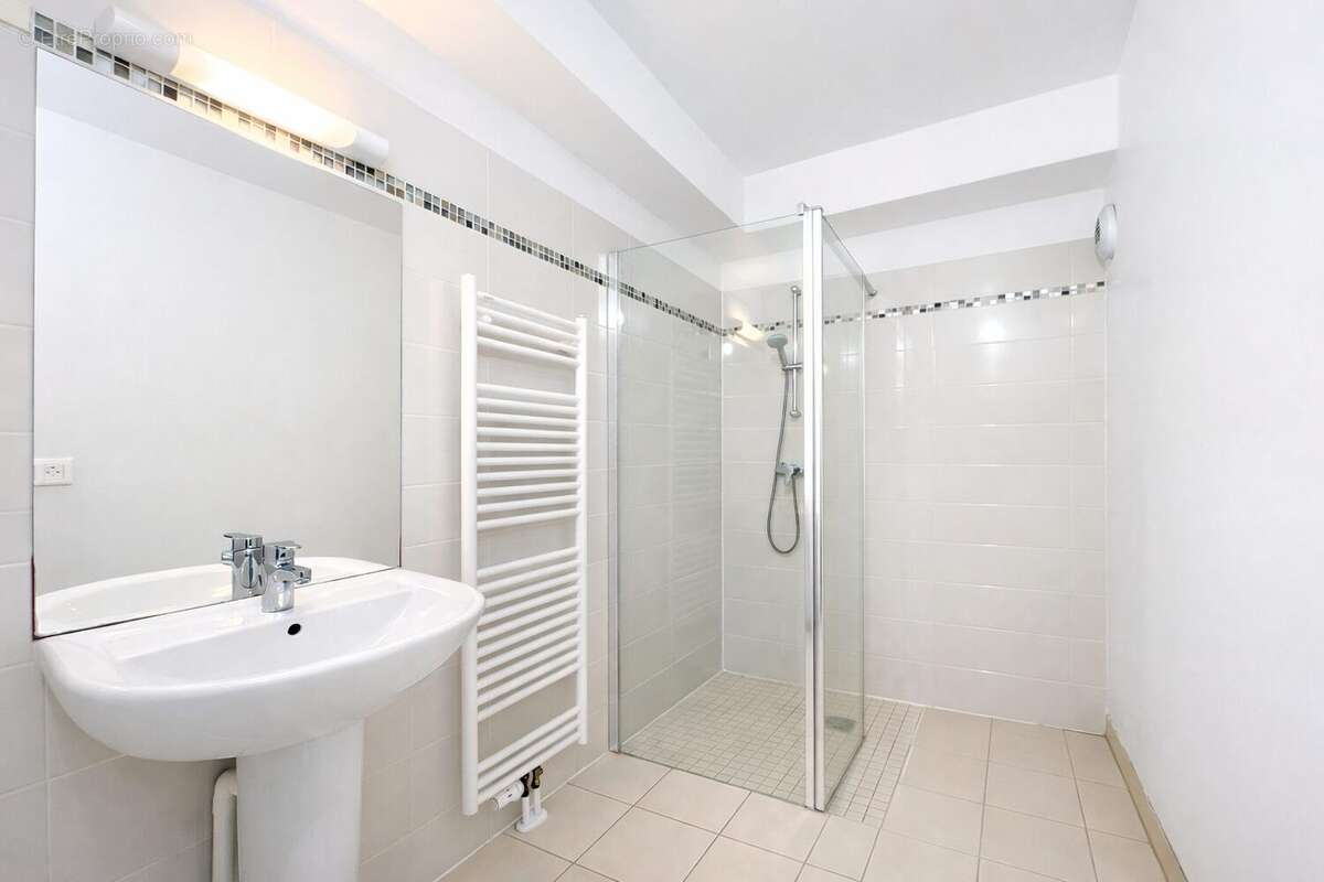 Appartement à FLEURY-SUR-ORNE