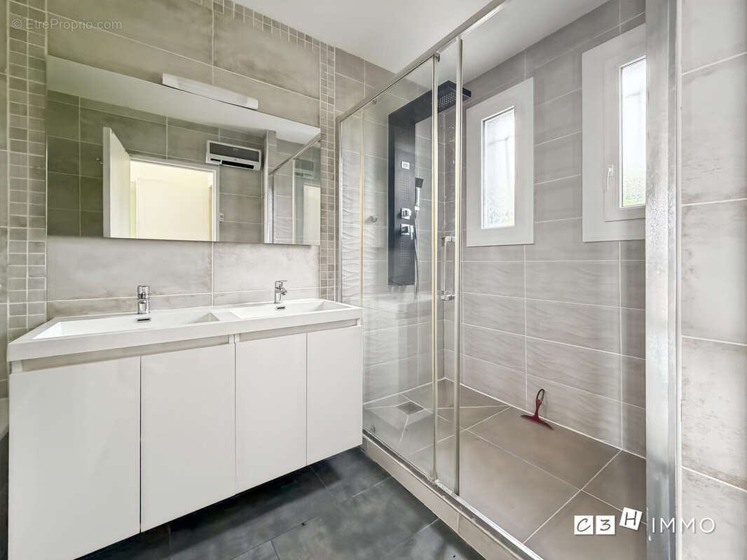 Maison 84 m² à Le Fauga  - photo 8