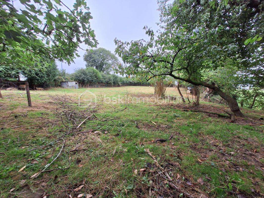 Maison à AMBRIERES-LES-VALLEES