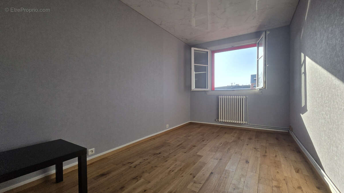 Appartement à VITRY-SUR-SEINE