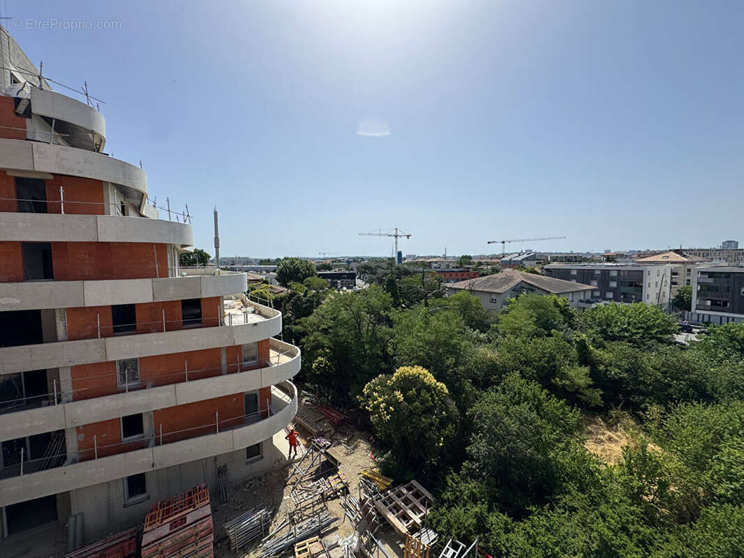 Appartement 4 pièces 87m² + Terrasse de 40m² + Parking sous-sol  ! BARRIERE DE PARIS - photo 6